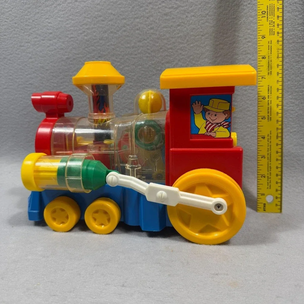 Vintage 1982 Playmate Playworld See Through Crank Toy Train 7890 Hong Kong